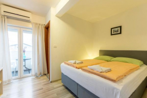 A3 - spacious apt with the sea view & use of pool